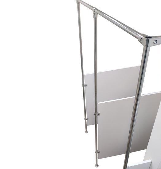 Lengvo tipo modulinės tualetų atitvaros su užuolaidėlėmis Beta Micro darželinukams